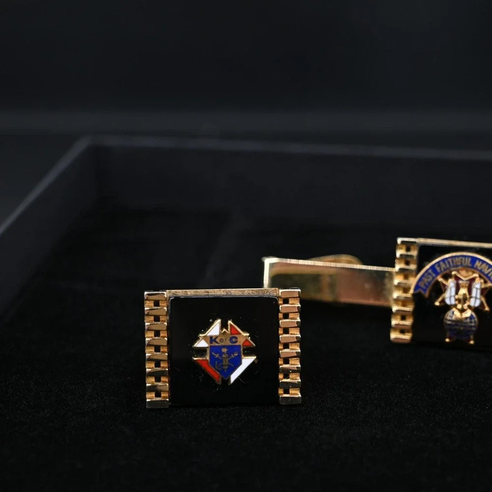 Vintage Knights of Columbus Past Faithful Navigator Cufflinks Tie Bar Set Gold